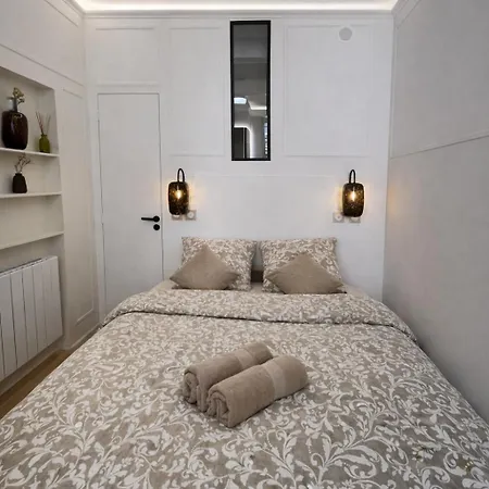 Apartment Marais Lumiere New Paris